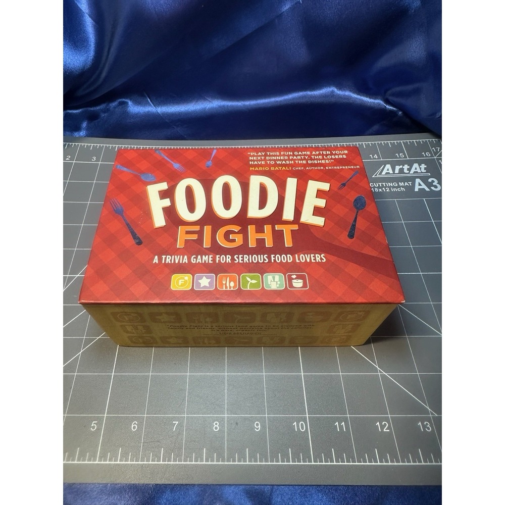 2007 Foodie Fight - Trivia Game For Food Lovers Vintage